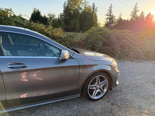 Gray 2014 Mercedes-Benz CLA-Class CLA 250