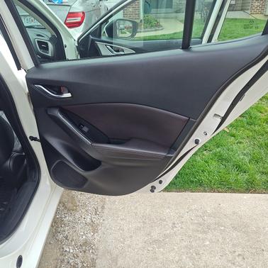 2018 Mazda Mazda3 Touring