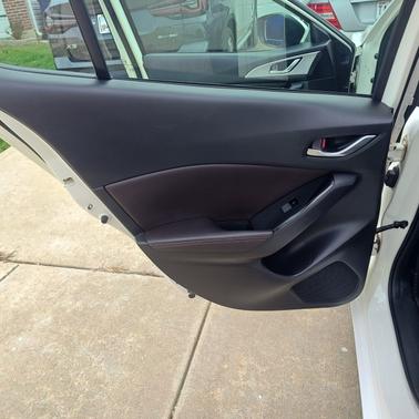 2018 Mazda Mazda3 Touring