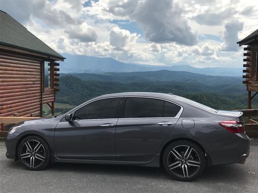 2017 Honda Accord Touring
