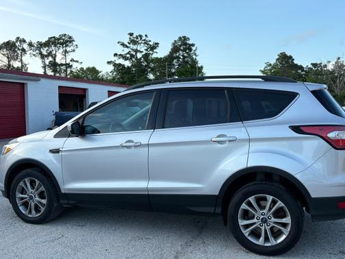 Silver 2018 Ford Escape SE