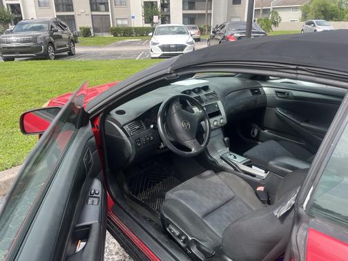 2005 Toyota Camry Solara SE