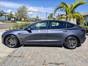 2023 Tesla Model 3 Base
