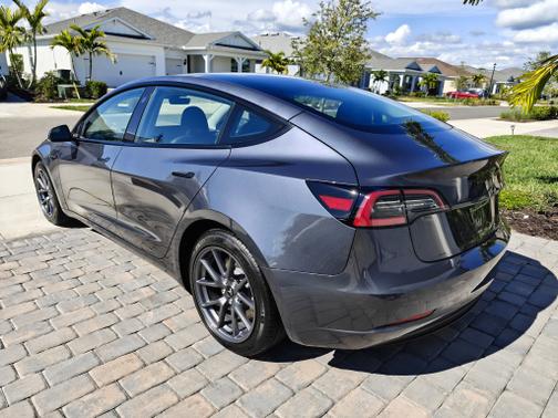 2023 Tesla Model 3 Base