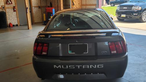 2004 Ford Mustang Base