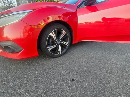 Red 2016 Honda Civic Touring