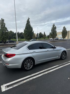 2019 BMW 530 i xDrive