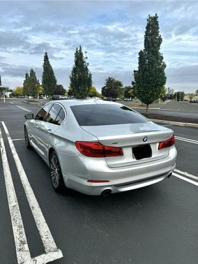 2019 BMW 530 i xDrive
