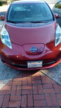 Red 2011 Nissan Leaf SL