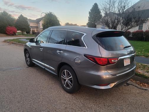2017 INFINITI QX60 Base