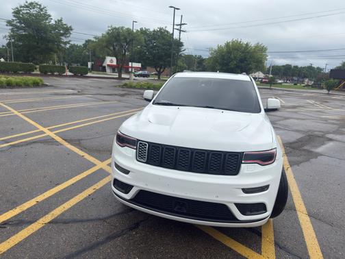 2018 Jeep Grand Cherokee Summit