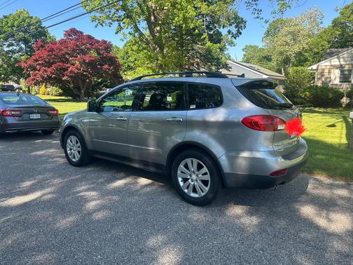 Silver 2011 Subaru Tribeca 3.6 R Limited