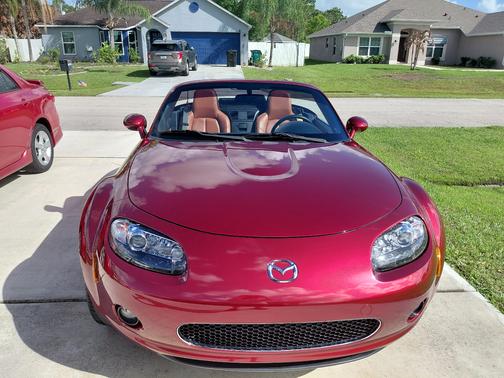 Red 2008 Mazda MX-5 Miata Grand Touring Hardtop Convertible