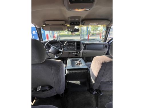 2002 Chevrolet Tahoe LS