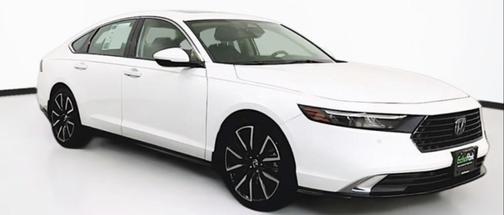 White 2023 Honda Accord Hybrid Touring
