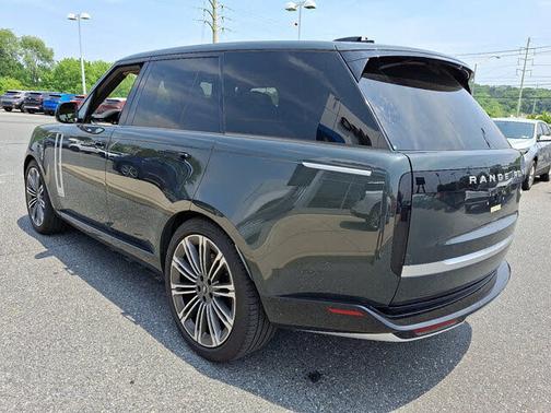 2023 Land Rover Range Rover Autobiography SWB