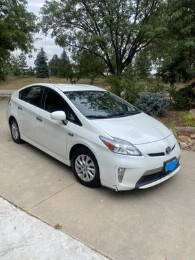 2014 Toyota Prius Plug-in Base