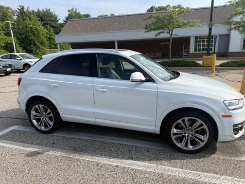 2015 Audi Q3 2.0T Prestige