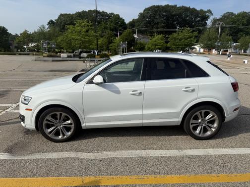 2015 Audi Q3 2.0T Prestige