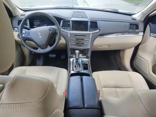 Silver 2014 Lincoln MKS Base
