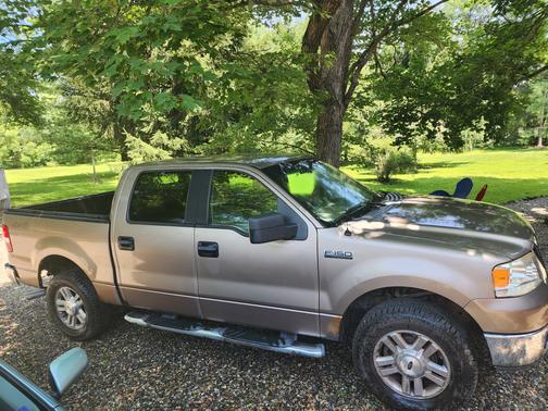2006 Ford F-150 XLT SuperCrew