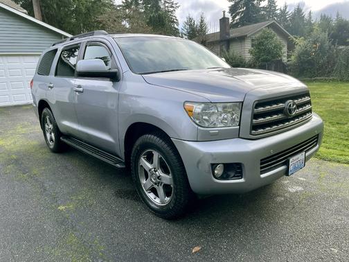 2012 Toyota Sequoia SR5