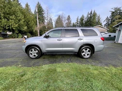 2012 Toyota Sequoia SR5