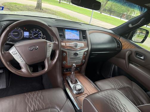 2017 INFINITI QX80 Limited