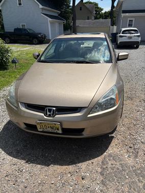Beige 2005 Honda Accord EX-L