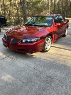 Red 2005 Pontiac Bonneville GXP