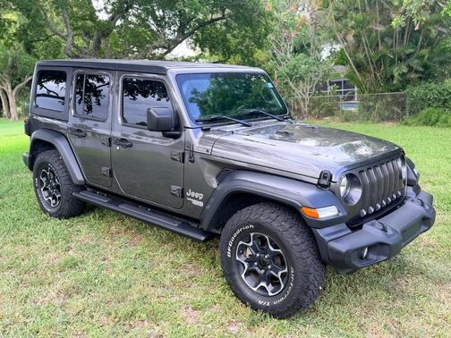 Gray 2020 Jeep Wrangler Unlimited Sport