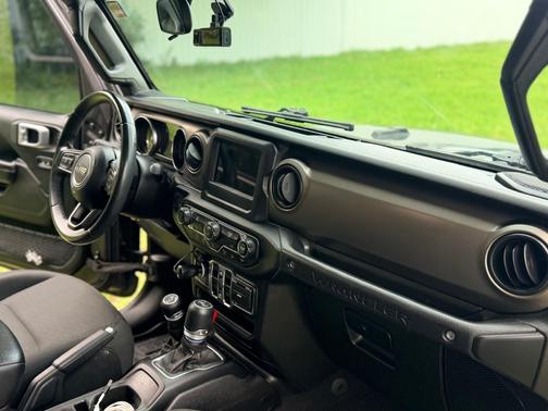 Gray 2020 Jeep Wrangler Unlimited Sport