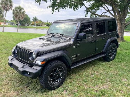 Gray 2020 Jeep Wrangler Unlimited Sport