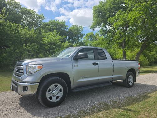 2016 Toyota Tundra SR5