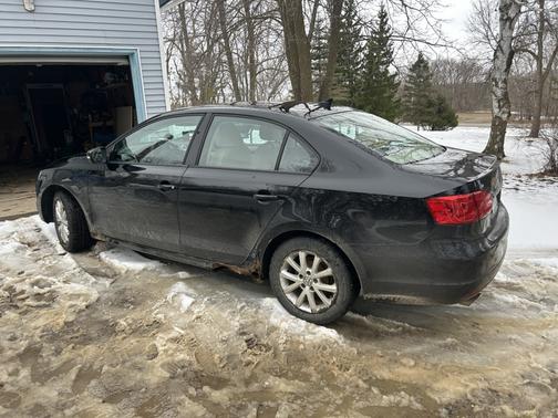 Black 2012 Volkswagen Jetta SE