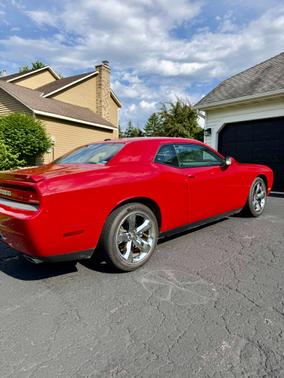 2012 Dodge Challenger SXT