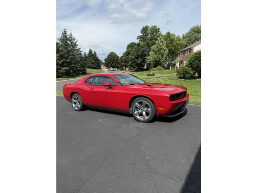 2012 Dodge Challenger SXT