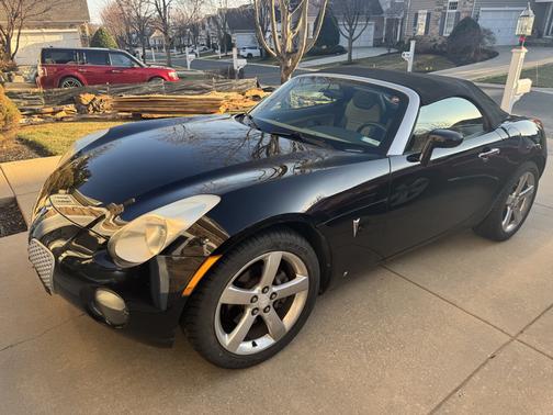 Black 2006 Pontiac Solstice Base