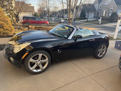 Black 2006 Pontiac Solstice Base