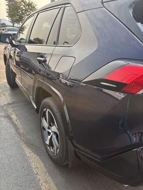 2024 Toyota RAV4 Prime SE