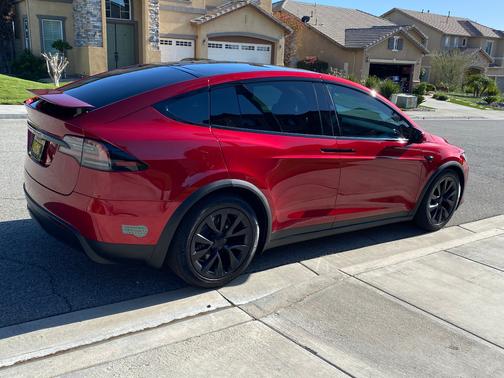 2023 Tesla Model X Base