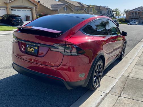 2023 Tesla Model X Base