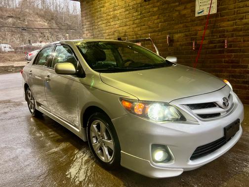2011 Toyota Corolla S