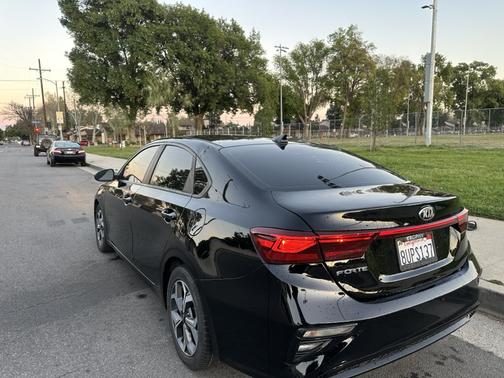 Black 2021 Kia Forte LXS