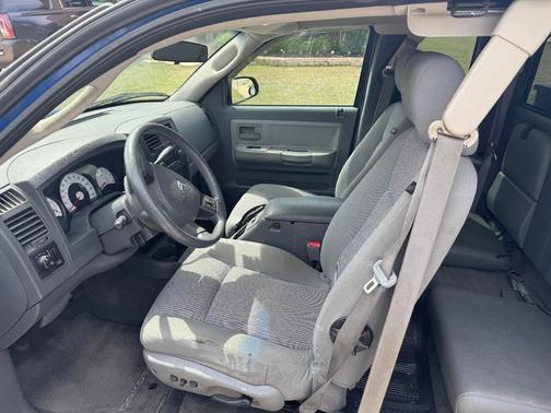 Blue 2007 Dodge Dakota ST Club Cab