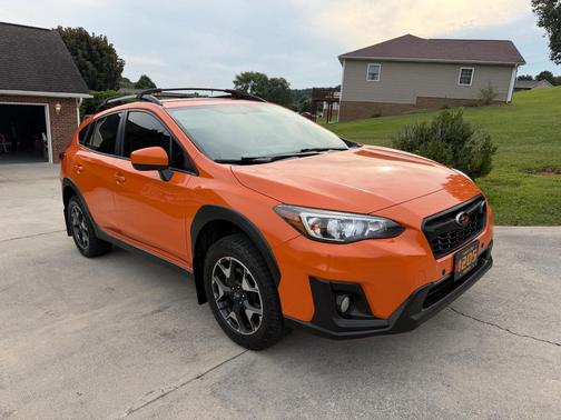 Orange 2019 Subaru Crosstrek 2.0i Premium