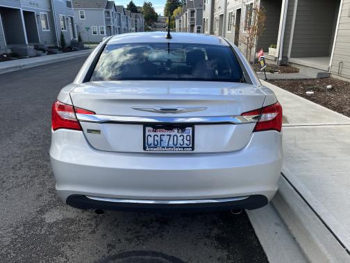 2012 Chrysler 200 LX