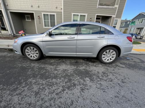 2012 Chrysler 200 LX
