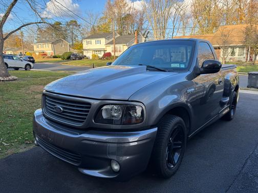 2003 Ford F-150 SVT Lightning Flareside