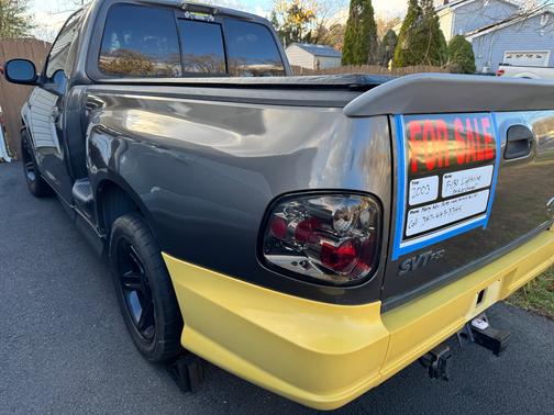2003 Ford F-150 SVT Lightning Flareside